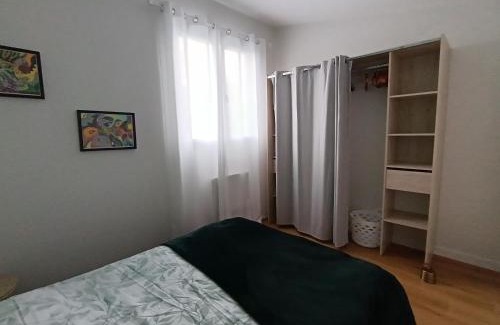 Caucalieres Apartment | LA FALAISE - Quiet T3 apartment with private parking