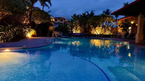 Barrio Los Villalobos Apartment | La Flor beach Condos