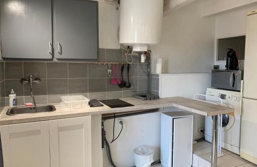 La Garde Apartment | La Garde Studio centre historique, proche plage, climatisation, fibre