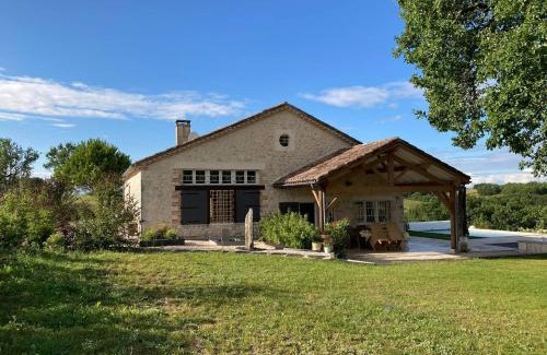 Cazes-Mondenard Bed & Breakfast | La grange à Tissac
