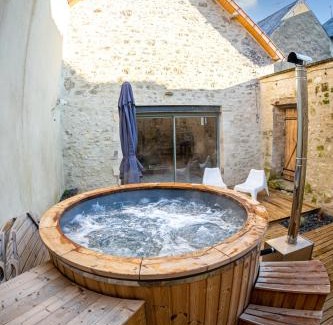 Bruyeres-et-Montberault House | La Grange