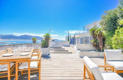 Roucas-Blanc Villa | La Kennedy - Villa vue mer avec piscine et parking