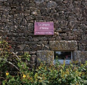 Lauzach Bed & Breakfast | La Longere d'Helene