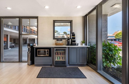 Cow Hollow Hotel | La Luna Inn, an Ascend Collection Hotel