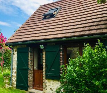 Saint-Hilaire-sous-Romilly House | La maisonnette