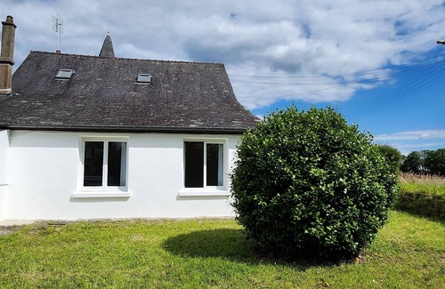 Chateauneuf-du-Faou House | La Maison de Soaz, à Côté du Canal de Nantes à Brest à Châteauneuf-du-faou