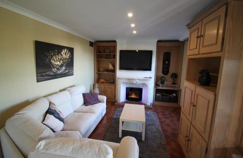 Marseillan House | La Maison de Georges - Climatisée -Terrain et vue Etang