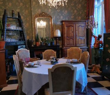 Le Cateau-Cambresis Bed & Breakfast | La maison du bonheur