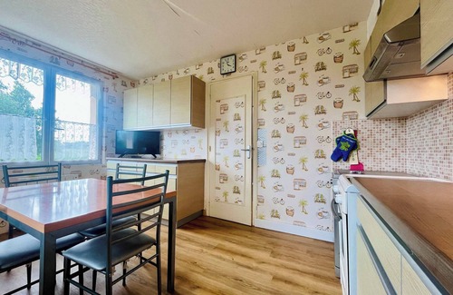 Foucarville House | La Maison du Bonheur, Cozy family refuge near Utah