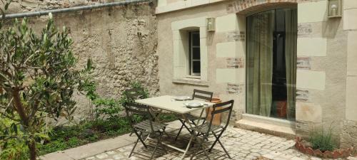 Amboise Apartment | La Maison sur Cour "Esprit Loft"
