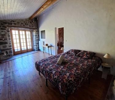 Presailles Apartment | La Maisonnette