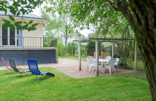 Chambray-les-Tours House | La Marnière, Maison avec jardin , 6 V, Parking