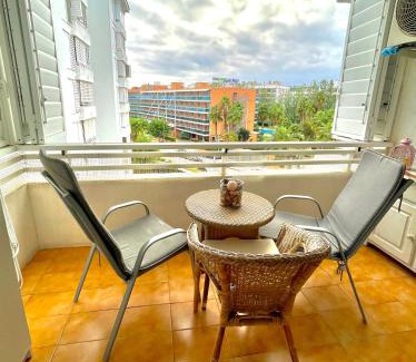 Lloret de Mar Apartment | LA MER BLEUE, Boutique Apartament with parking, full equipped in Fenals Beach