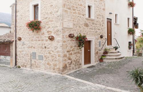 Ocre House | La Palummara