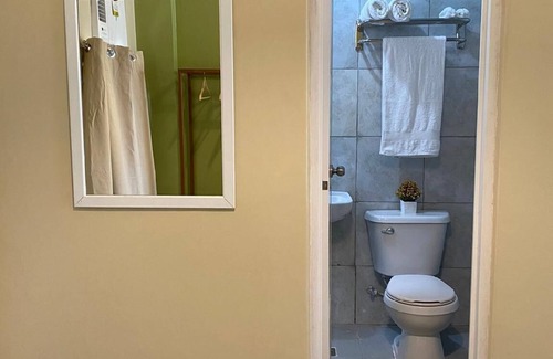 Baybay City Hotel | La Patria Baybay Tourist Inn powered by Cocotel