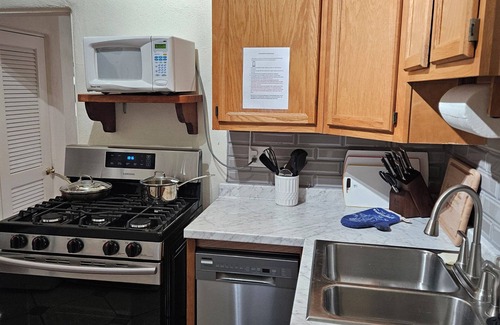 Old Town House | La Perla-Old Town-Balloon Fiesta Special-Historic Old Town