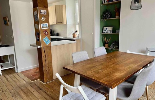 Luc-sur-Mer Apartment | La Petite Baleine, appt à 50m de la plage