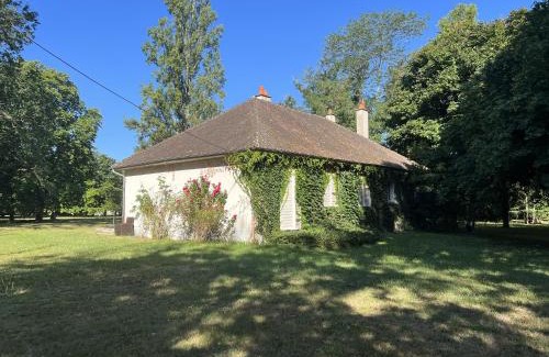 Orval House | La Petite Trolière