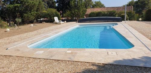 Azillanet Apartment | La Pinède