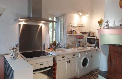 Azillanet Apartment | La Pinède