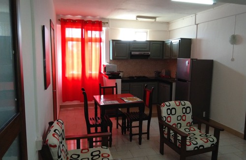 Trianon House | La Primerose