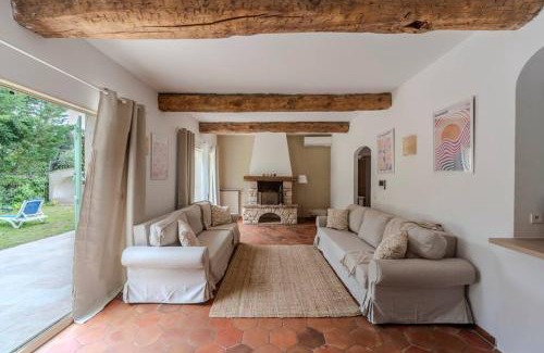 Roquefort-les-Pins Villa | La Provence : Piscine, Tennis, Cinéma & Plus