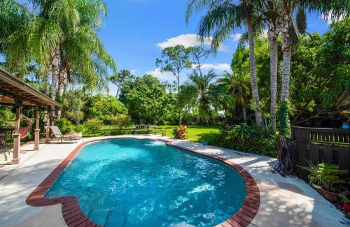 Lake Worth Bed & Breakfast | La Quiete Cove for One