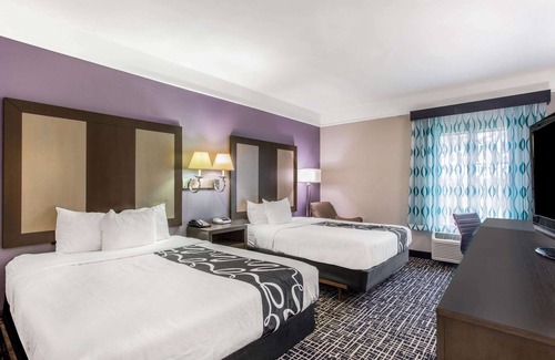 Fultondale Hotel | La Quinta Inn & Suites by Wyndham Fultondale Birmingham N
