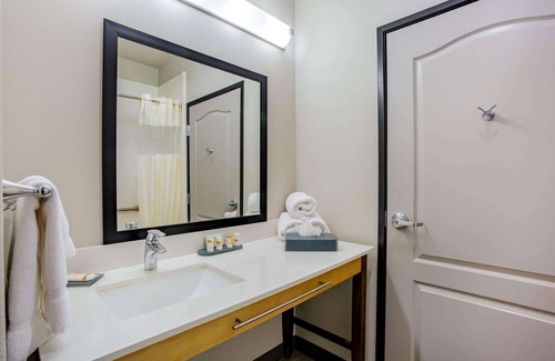 Andrews Hotel | La Quinta Inn & Suites by Wyndham Andrews