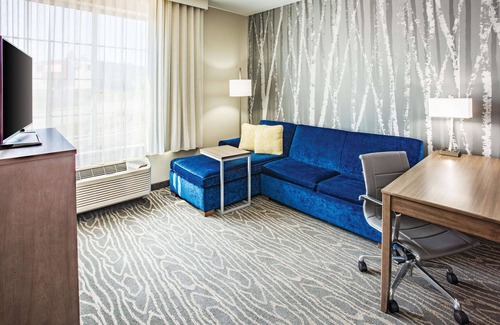 Duluth Hotel | La Quinta Inn & Suites by Wyndham Duluth