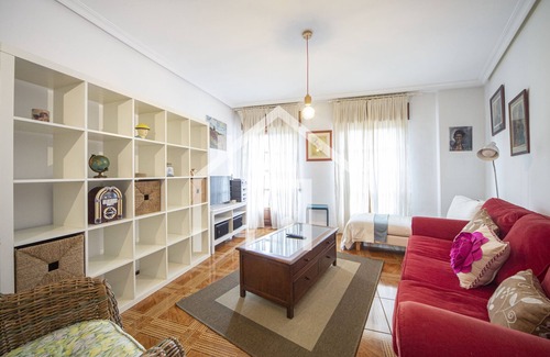 Oviedo Apartment | La Regenta -a stone's throw from the centre