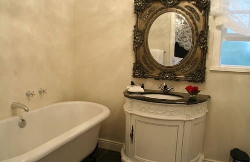 Mohokare Bed & Breakfast | La Riviera Guesthouse