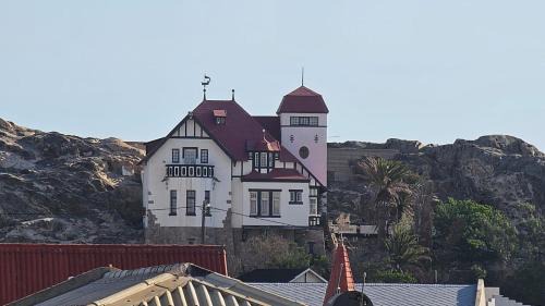 Luderitz Apartment | La Roca Self Catering & Accommodation