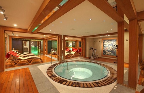 Val-d'Isere Hotel | La Savoyarde