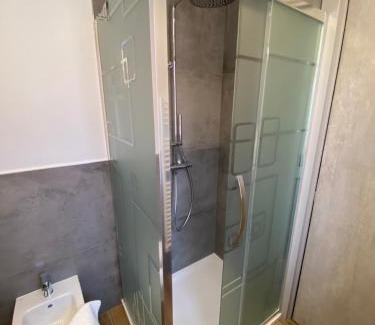 Cuneo Apartment | La scala dei sogni