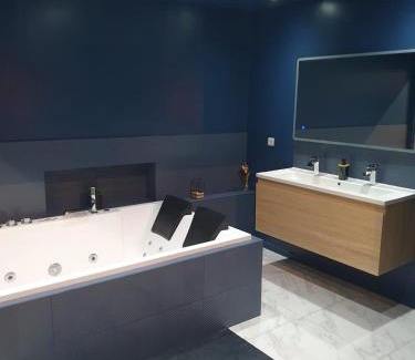 Tavernes Apartment | La Suite - Loft Spa