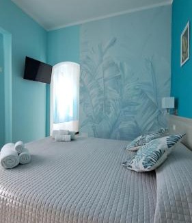 Bosa Historic Centre House | La terrazza del Sole Guest House