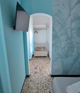 Bosa Historic Centre House | La terrazza del Sole Guest House