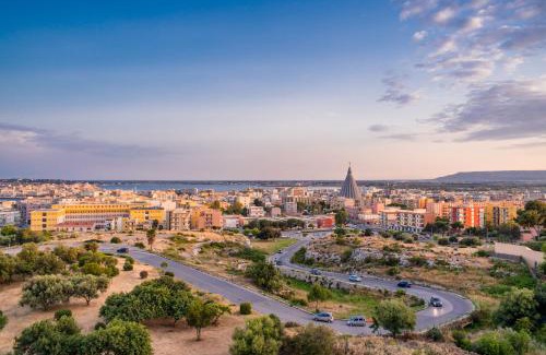 Acradina Apartment | La Terrazza di Siracusa - Roomy and Bright Flat