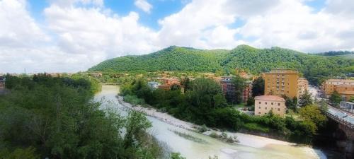 Casalecchio di Reno Bed & Breakfast | La Terrazza sul Reno - in pieno centro-due passi da Villa Chiara - comodo Unipol Arena