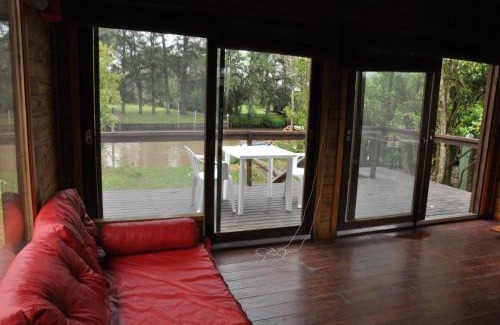 Partido de Tigre Cabin | La Tolerancia