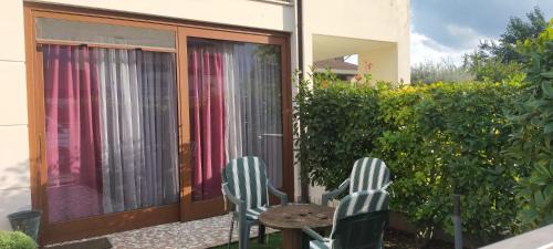 Fontanafredda House | La tua casa meravigliosa con giardino