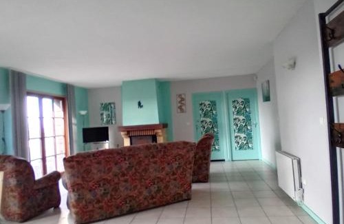 Bossus-les-Rumigny House | LA VALLEE MARIAUX