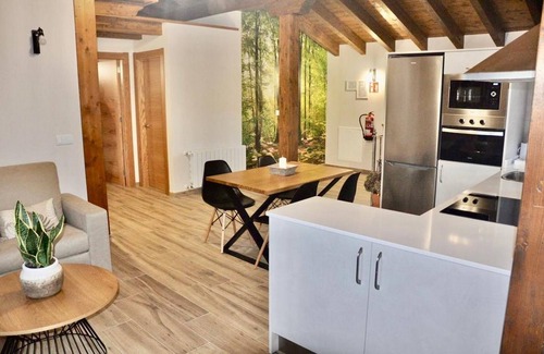 Mogrovejo Apartment | La Ventana de Mogrovejo Apartment 4 people