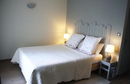 Saint-Loup-Geanges House | La Vernelle De Saint Loup