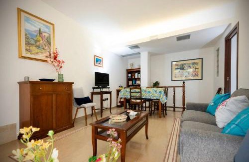 Oristano Apartment | La Via per Tharros