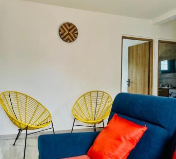 L'Etang-Sale Villa | La Villa Gréviller