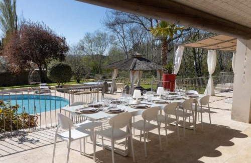 L'Isle-sur-la-Sorgue Villa | La Villa L'Isle-St-Antoine piscine chauffée