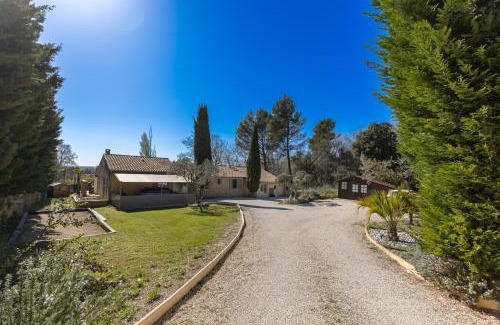L'Isle-sur-la-Sorgue Villa | La Villa L'Isle-St-Antoine piscine chauffée
