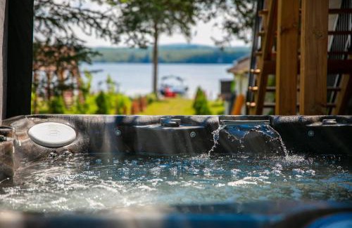 Deauville Ski Chalet | La Vue O-Lac Magog